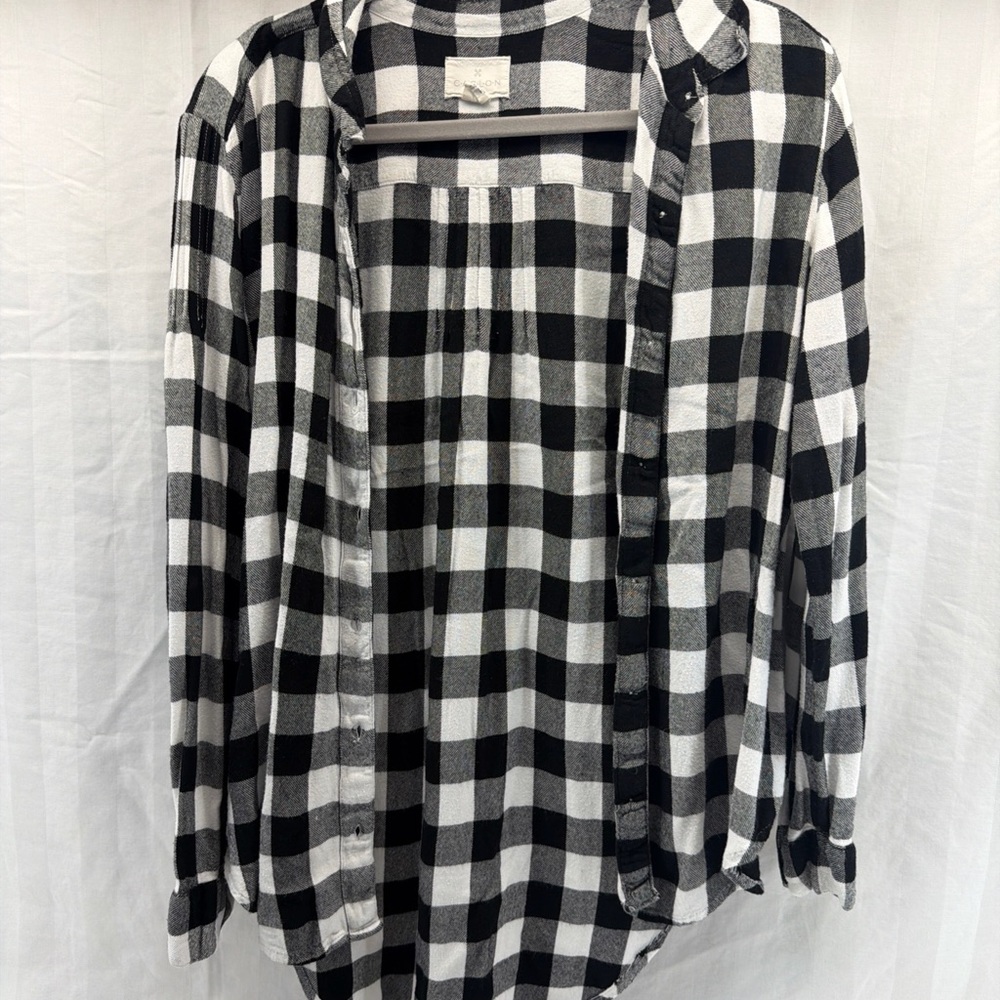 Caslon Black and White Checkered Top